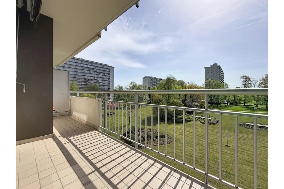 Appartement te  koop in Laken 1020 269000.00€ 2 slaapkamers 85.00m² - Zoekertje 745856