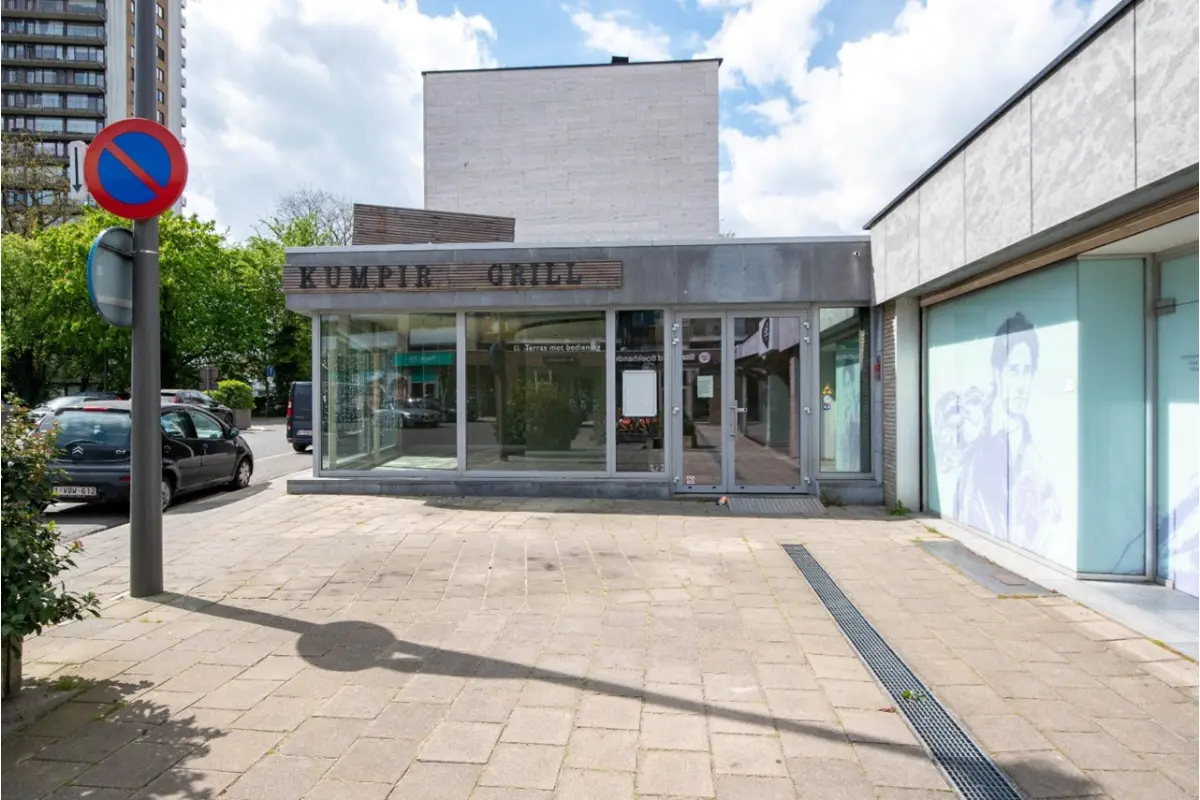 Commerce à louer à Wilrijk 2610 3000.00€  chambres m² - annonce 745782