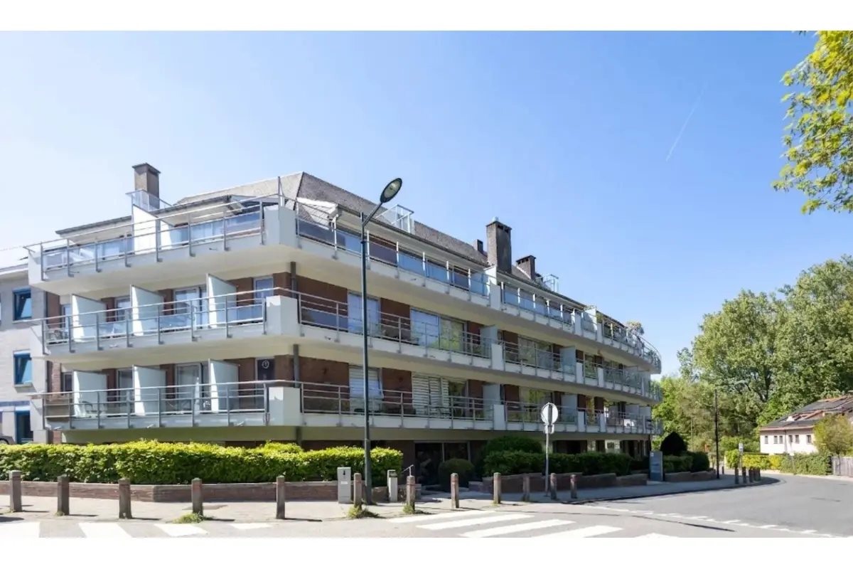 Studio te  in Sint-Lambrechts-Woluwe 1200 170000.00€  slaapkamers 24.00m² - Zoekertje 746151