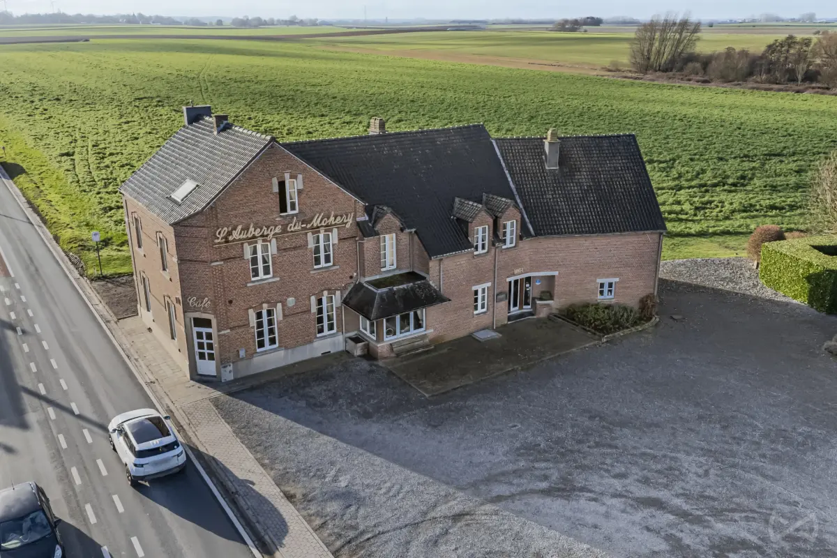 Commerce à vendre à Burdinne 4210 575000.00€  chambres 504.00m² - annonce 745527