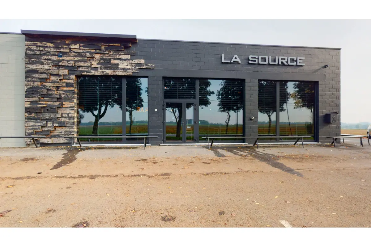 Commerce à louer à Thumaide 7971 2500.00€  chambres 185.00m² - annonce 745855