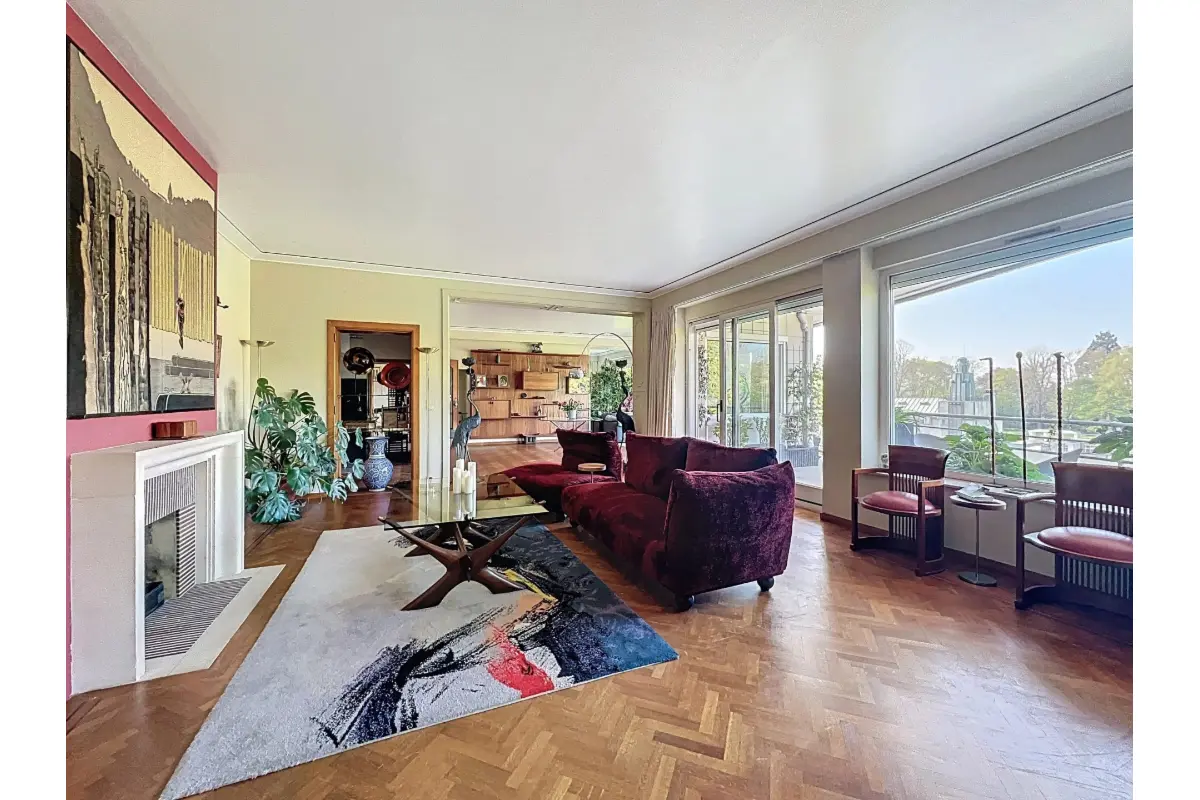 Appartement à vendre à Woluwe-Saint-Pierre 1150 890000.00€  chambres 214.00m² - annonce 746149