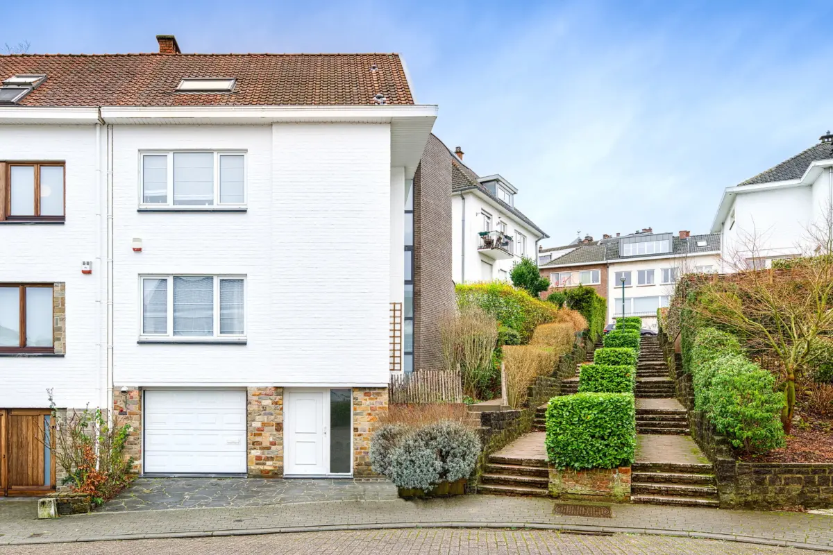 Maison à vendre à Woluwe-Saint-Pierre 1150 875000.00€ 4 chambres 216.00m² - annonce 745487