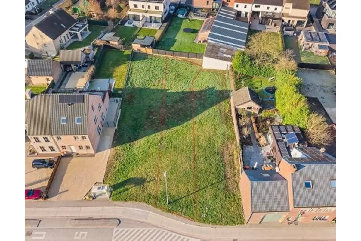 Grond te  koop in Martenslinde 3742 89000.00€  slaapkamers m² - Zoekertje 745566