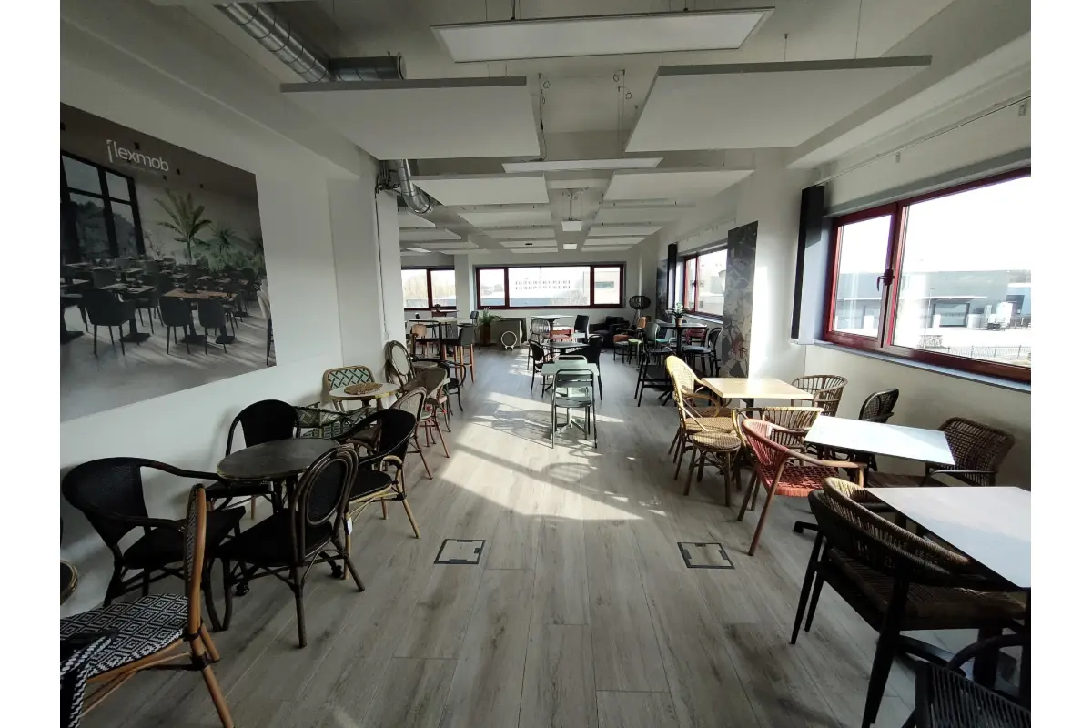 Commerce à louer à Machelen 1830 2230.21€  chambres 214.00m² - annonce 745448