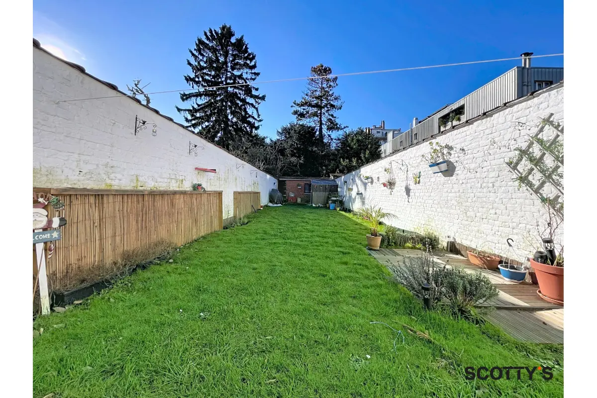 Appartementsgebouw te  koop in Ukkel 1180 599000.00€ 3 slaapkamers 186.00m² - Zoekertje 745893