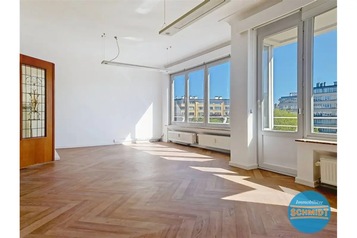 Appartement à  à Etterbeek 1040 1300.00€ 2 chambres 90.00m² - annonce 745951
