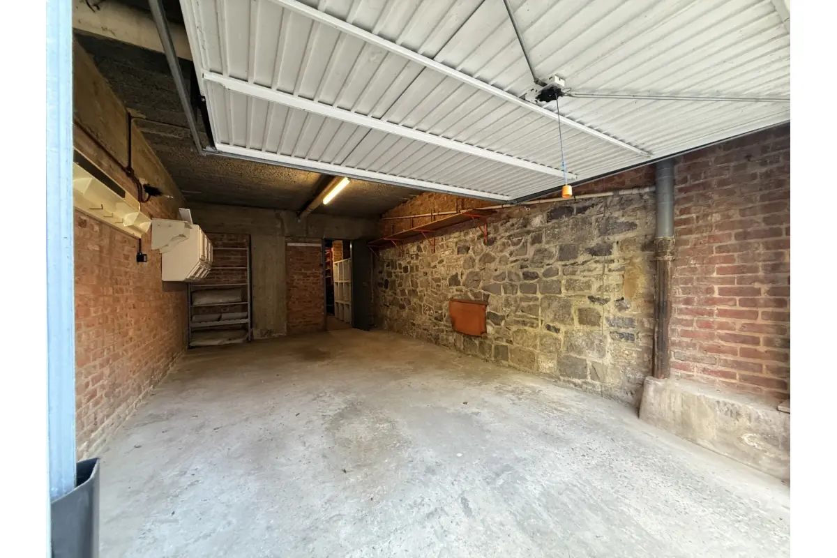 Parking & garage te  huur in Namen 5000 125.00€  slaapkamers m² - Zoekertje 746497