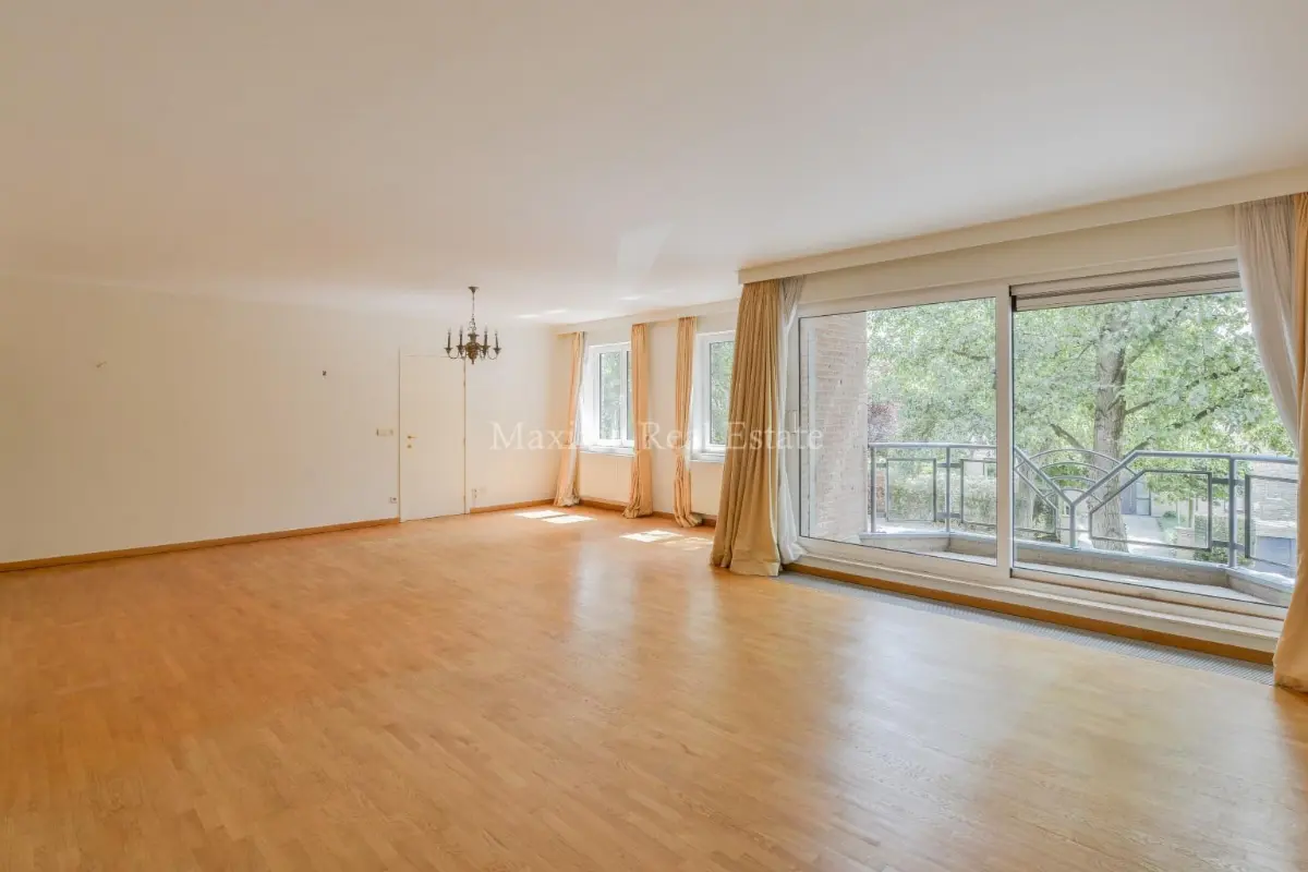 Appartement à vendre à Woluwe-Saint-Pierre 1150 699000.00€ 3 chambres 162.00m² - annonce 746835