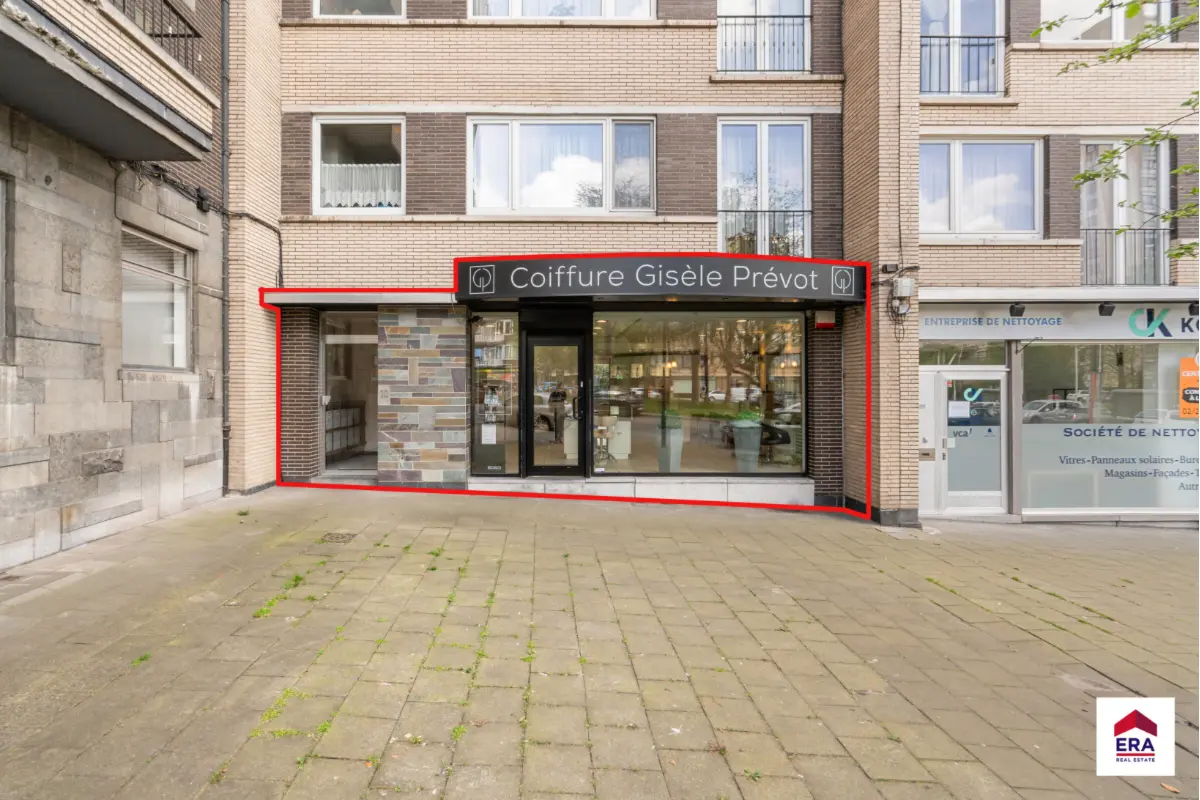 Handelszaak te  koop in Ganshoren 1083 320000.00€ 0 slaapkamers 121.00m² - Zoekertje 747188