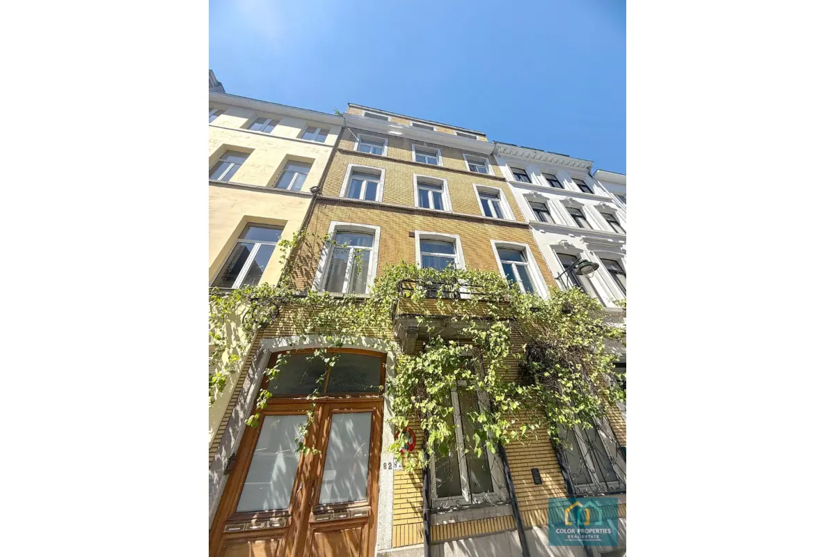 Appartement te  huur in Sint-Joost-ten-Node 1210 1350.00€ 2 slaapkamers 100.00m² - Zoekertje 747299