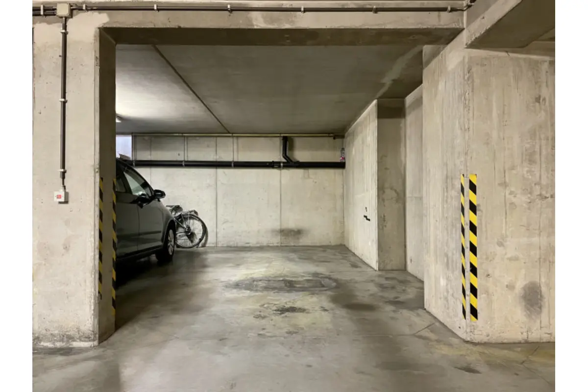 Box à louer à Uccle 1180 120.00€  chambres m² - annonce 747681