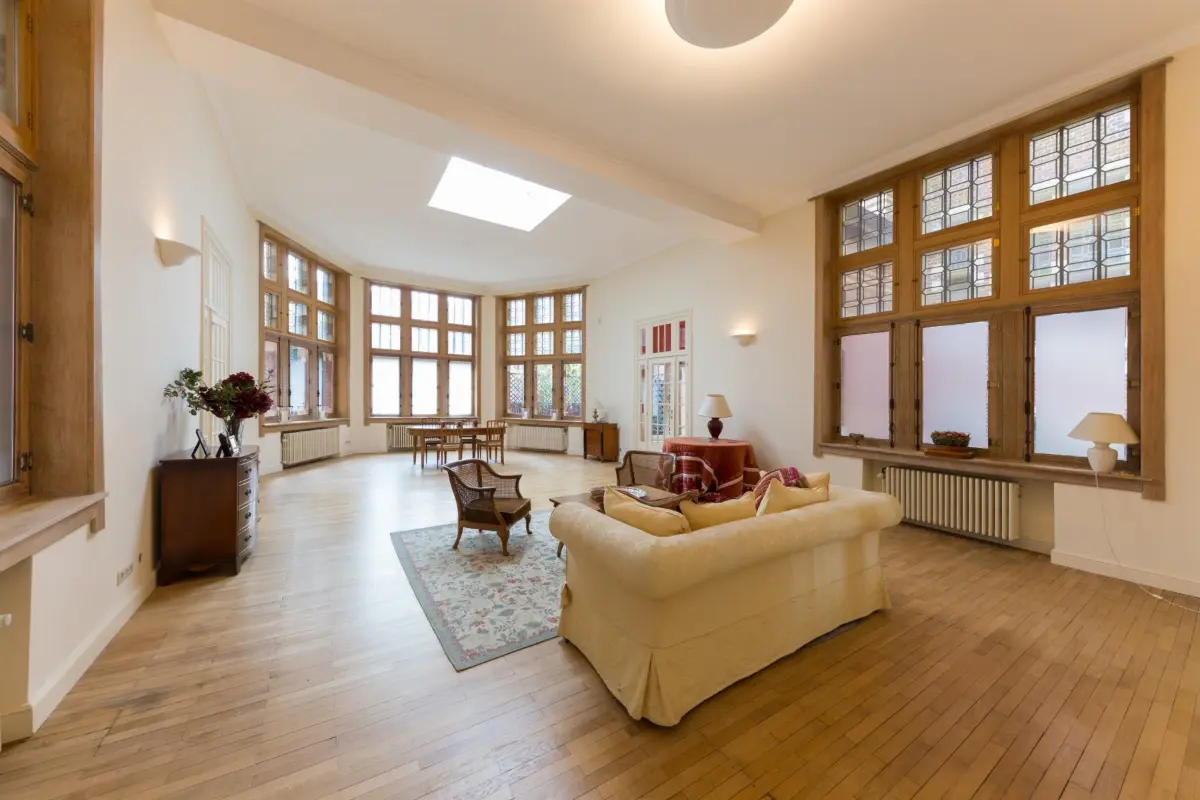 Appartement te  huur in Oudergem 1160 2500.00€ 3 slaapkamers 220.00m² - Zoekertje 747797
