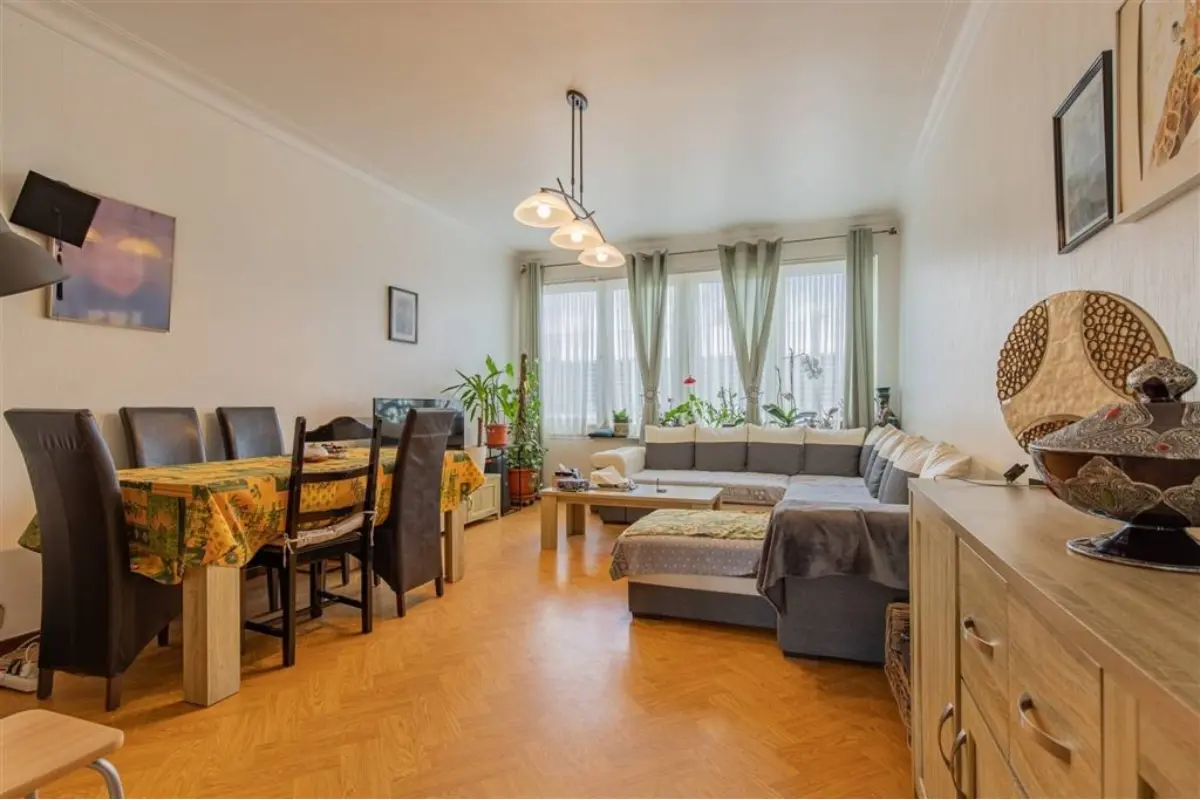 Appartement te  koop in Koekelberg 1081 229000.00€ 2 slaapkamers 93.00m² - Zoekertje 747854
