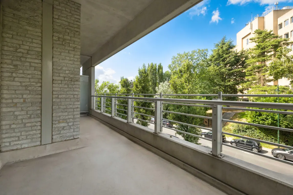 Appartement à vendre à Molenbeek-Saint-Jean 1080 235000.00€ 2 chambres 110.00m² - annonce 748046
