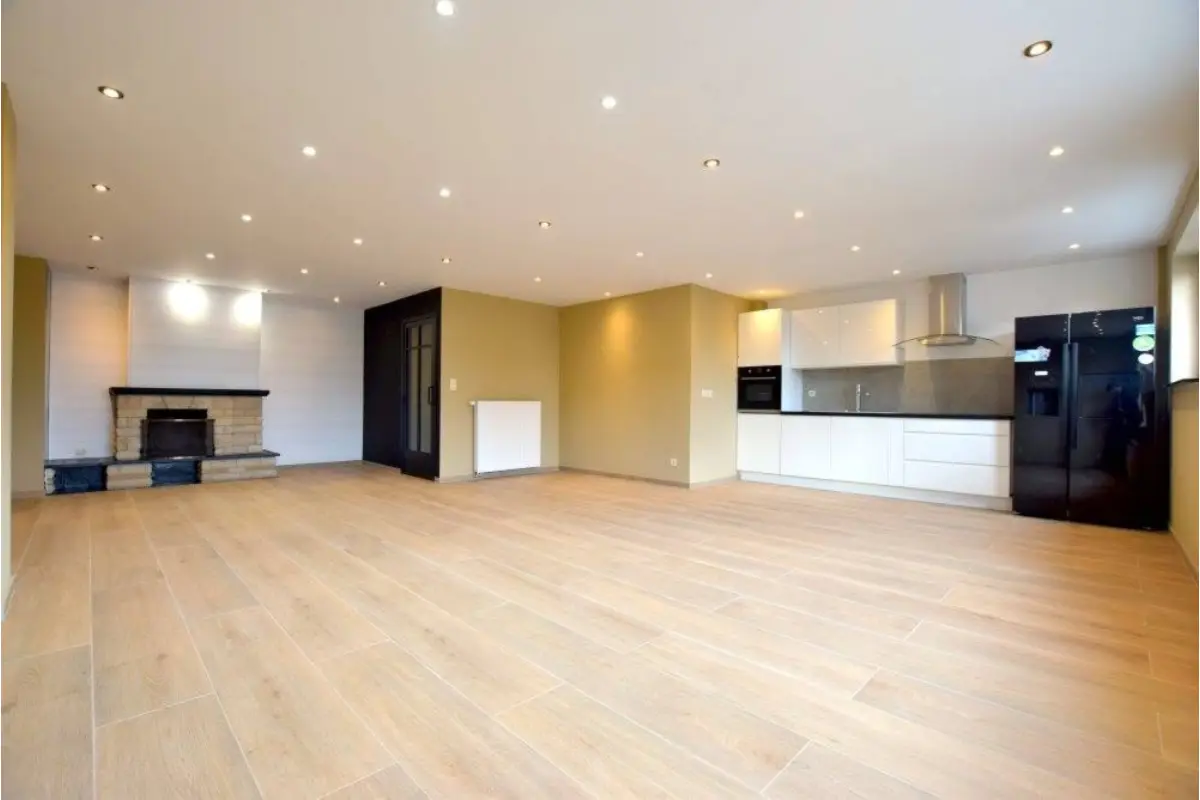 Appartement te  huur in Oudergem 1160 1450.00€ 2 slaapkamers 110.00m² - Zoekertje 748434