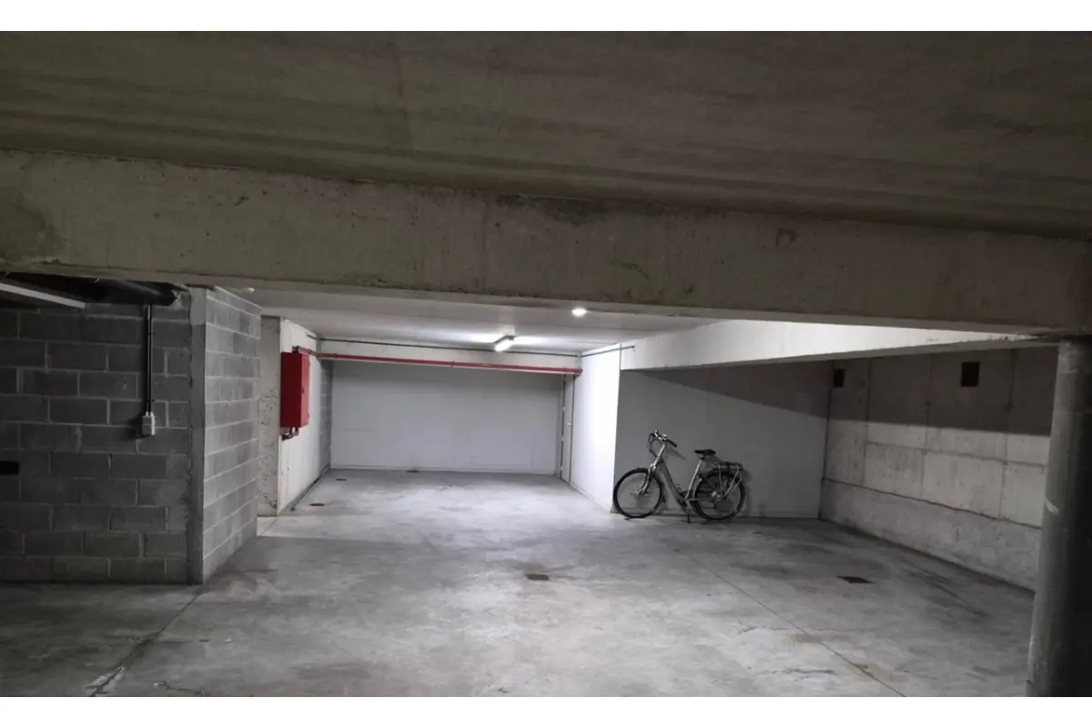 Box à vendre à Halle 1500 35000.00€  chambres m² - annonce 747952