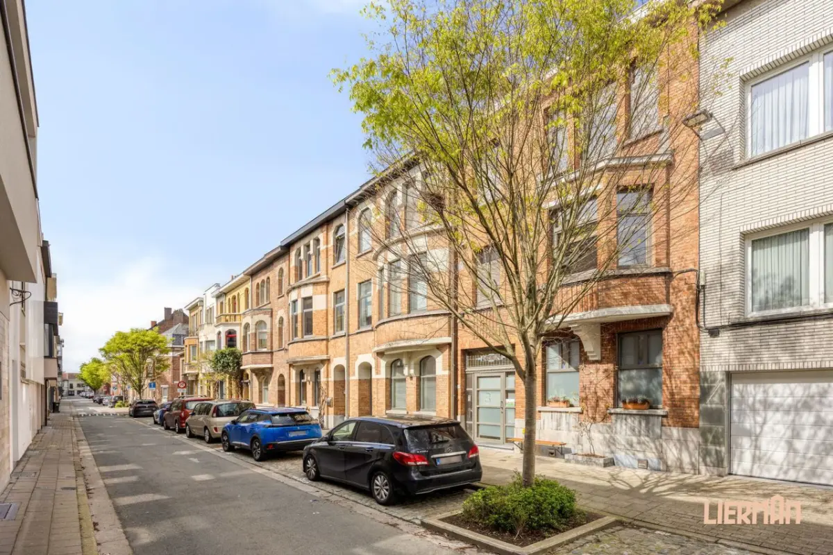 Château à vendre à Alost 9300 495000.00€ 3 chambres 200.00m² - annonce 747961