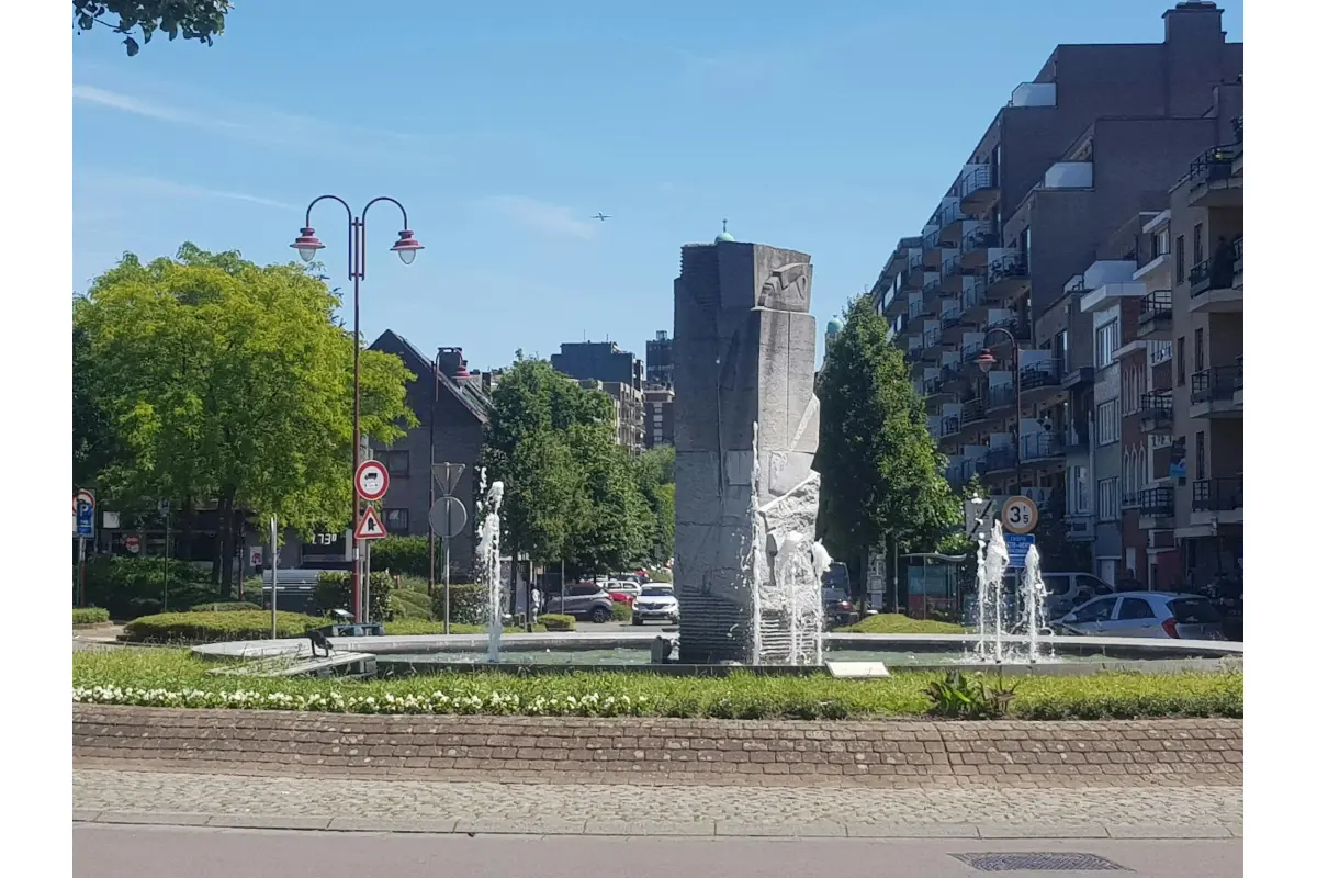 Appartement à louer à Molenbeek-Saint-Jean 1080 890.00€  chambres m² - annonce 748423