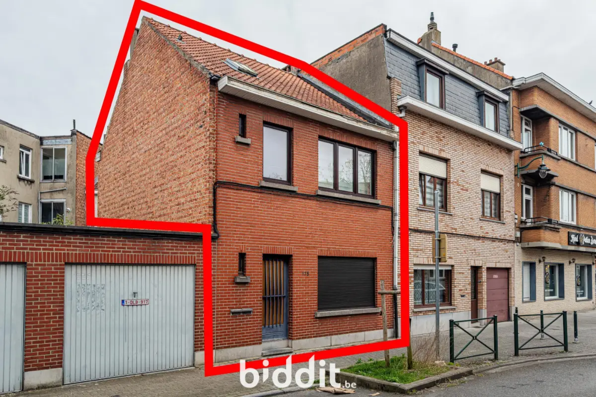 Huis te  koop in Sint-Jans-Molenbeek 1080 195000.00€ 2 slaapkamers m² - Zoekertje 749411