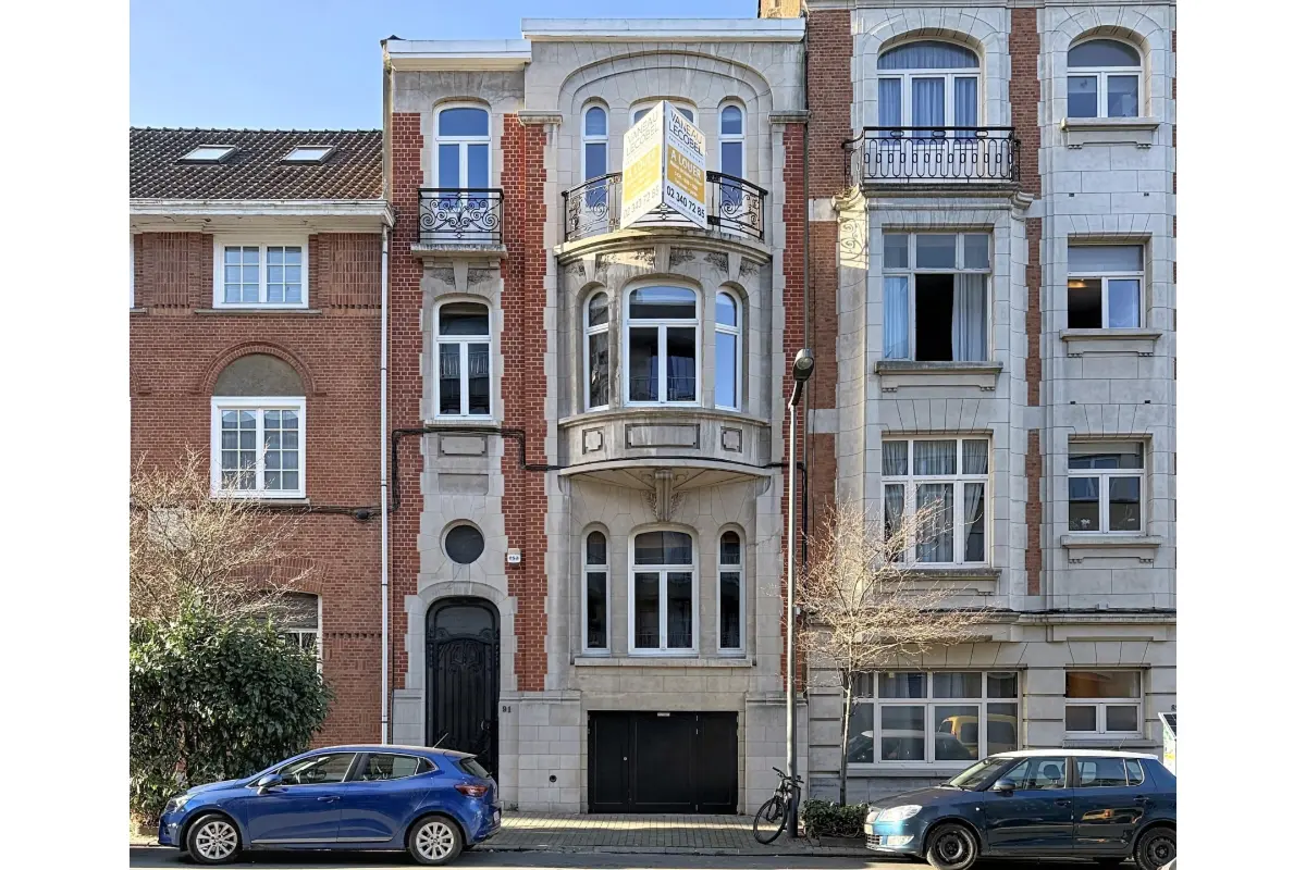 Herenhuis te  huur in Ukkel 1180 4800.00€ 5 slaapkamers 359.00m² - Zoekertje 749595