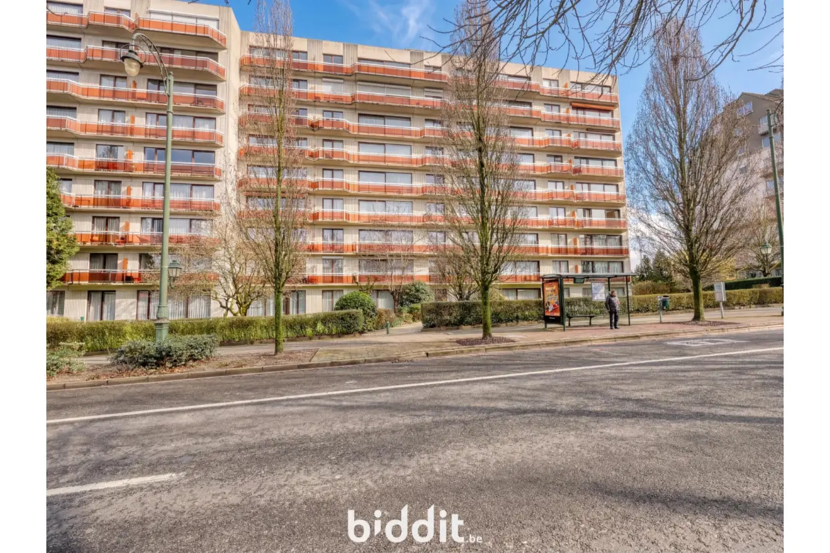 Appartement à vendre à Molenbeek-Saint-Jean 1080 175000.00€ 3 chambres 102.00m² - annonce 750083
