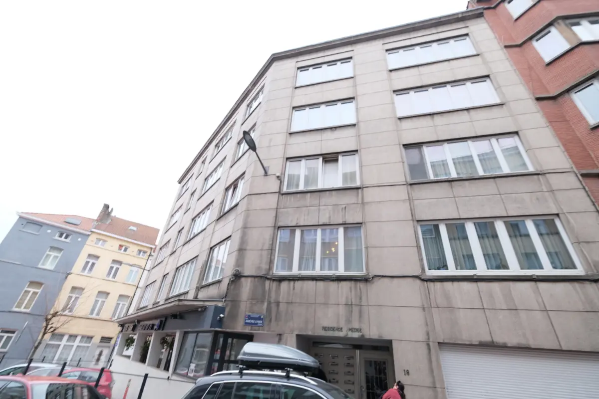 Appartement à vendre à Saint-Josse-ten-Noode 1210 140000.00€ 1 chambres 45.00m² - annonce 749911