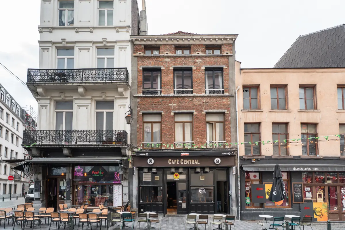Mixgebouw te  koop in Brussel 1000 1450000.00€ 3 slaapkamers 274.00m² - Zoekertje 750952