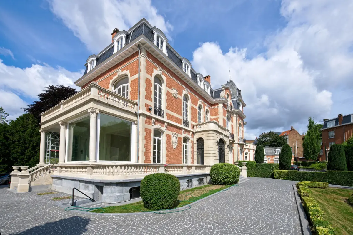 Maison à louer à Woluwe-Saint-Pierre 1150 12500.00€ 5 chambres 910.00m² - annonce 752079