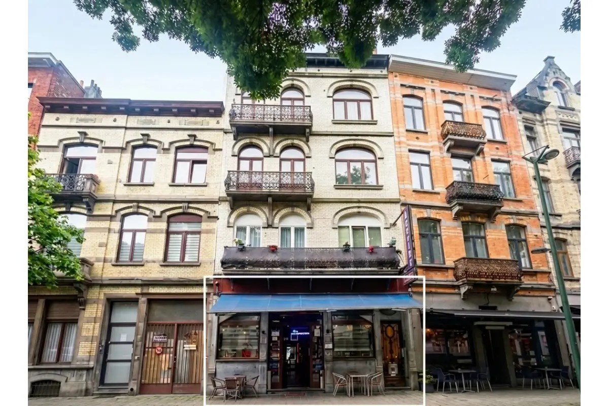 Handelszaak te  koop in Laken 1020 310000.00€  slaapkamers 180.00m² - Zoekertje 752633