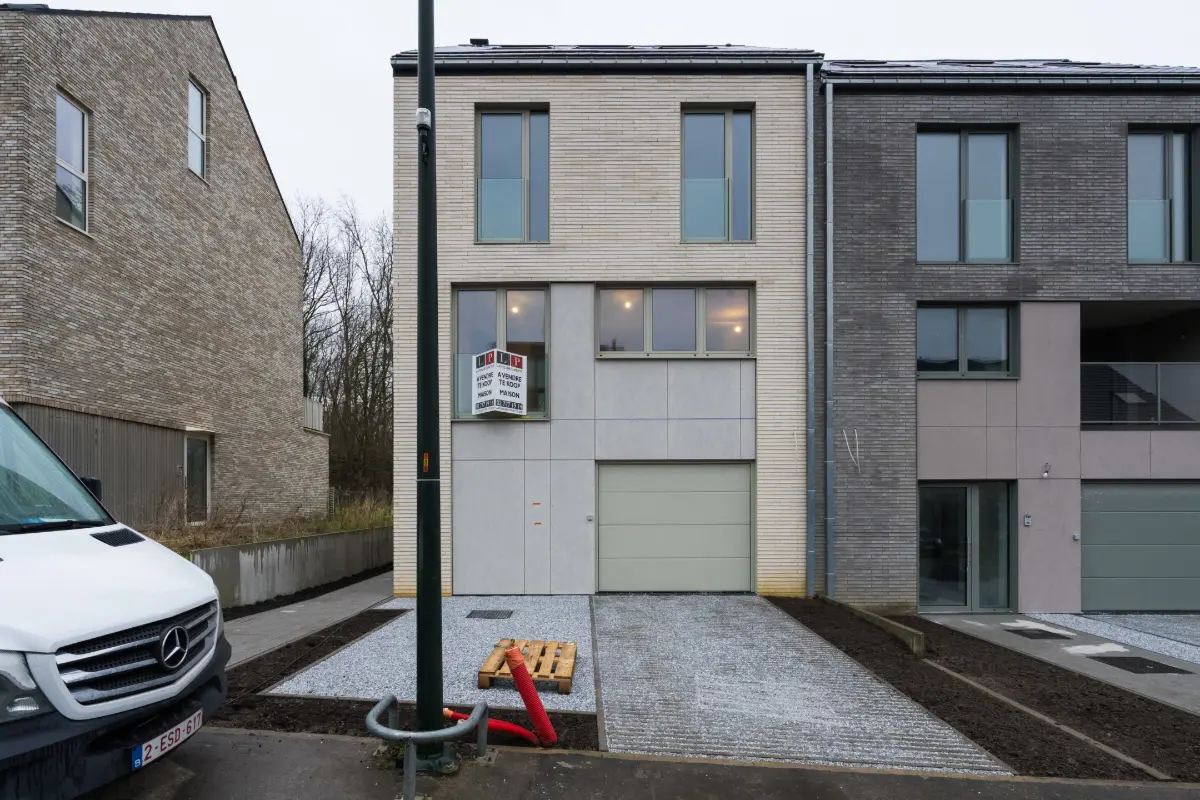 Huis te  koop in Neder-Over-Heembeek 1120 770000.00€ 4 slaapkamers 271.00m² - Zoekertje 751843