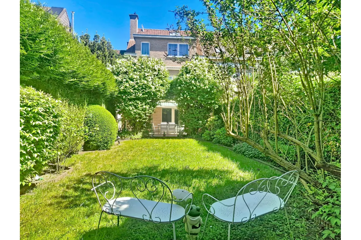 Maison à  à Evere 1140 749000.00€ 5 chambres 270.00m² - annonce 751971