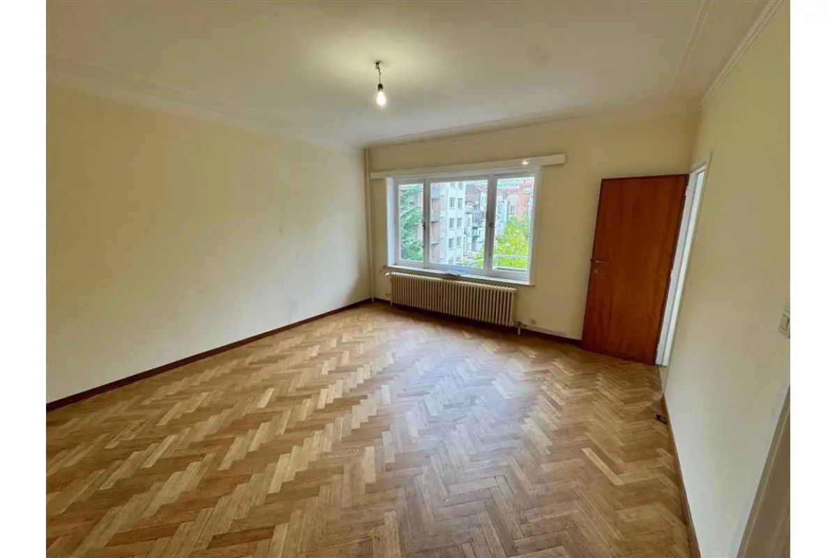 Studio à louer à Ixelles 1050 900.00€  chambres 50.00m² - annonce 752367