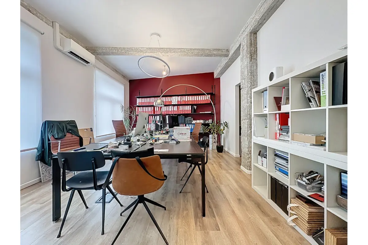 Handelszaak te  koop in Ukkel 1180 159000.00€  slaapkamers 37.00m² - Zoekertje 751983