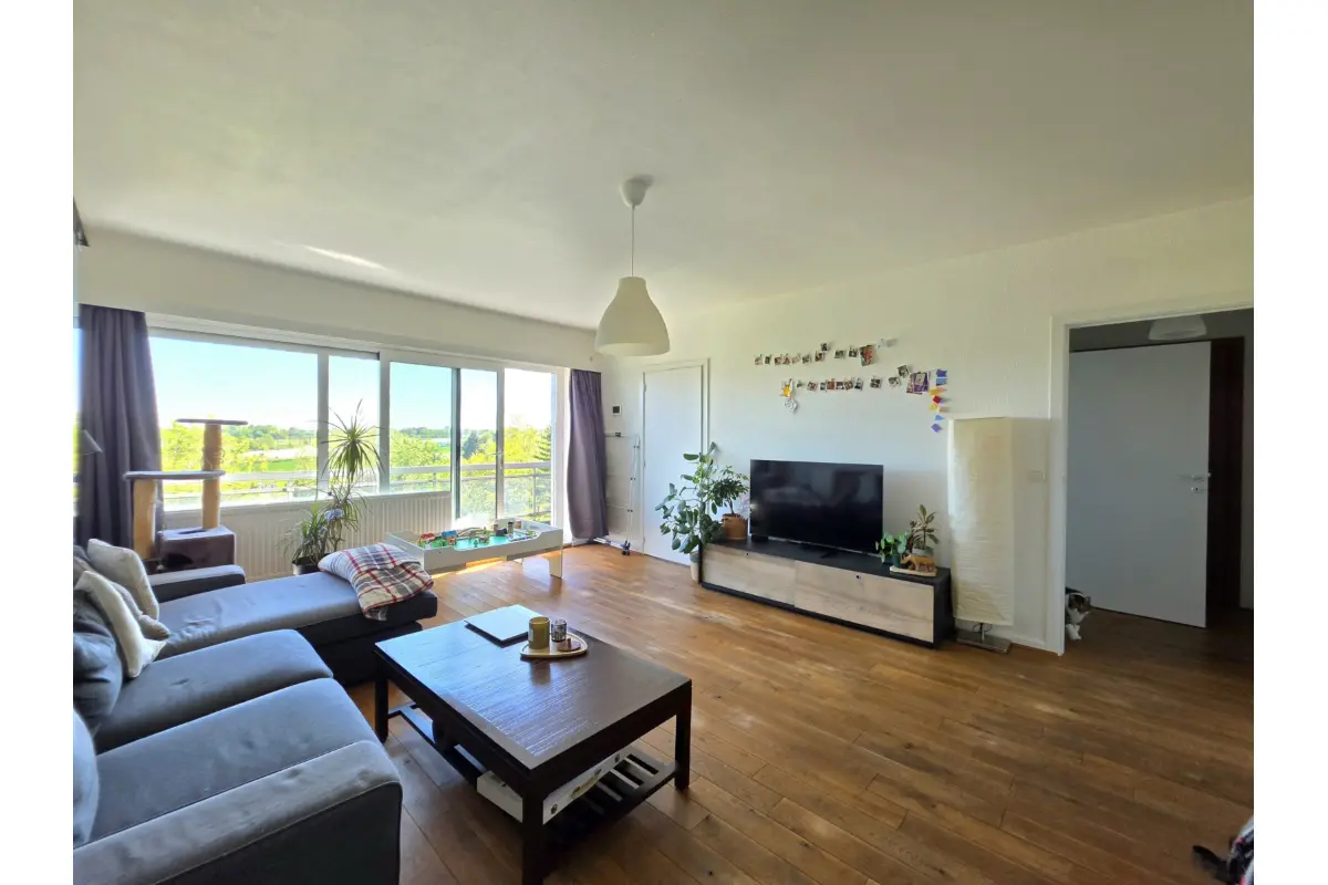 Appartement à  à Wezembeek-Oppem 1970 1250.00€ 2 chambres 80.00m² - annonce 753627