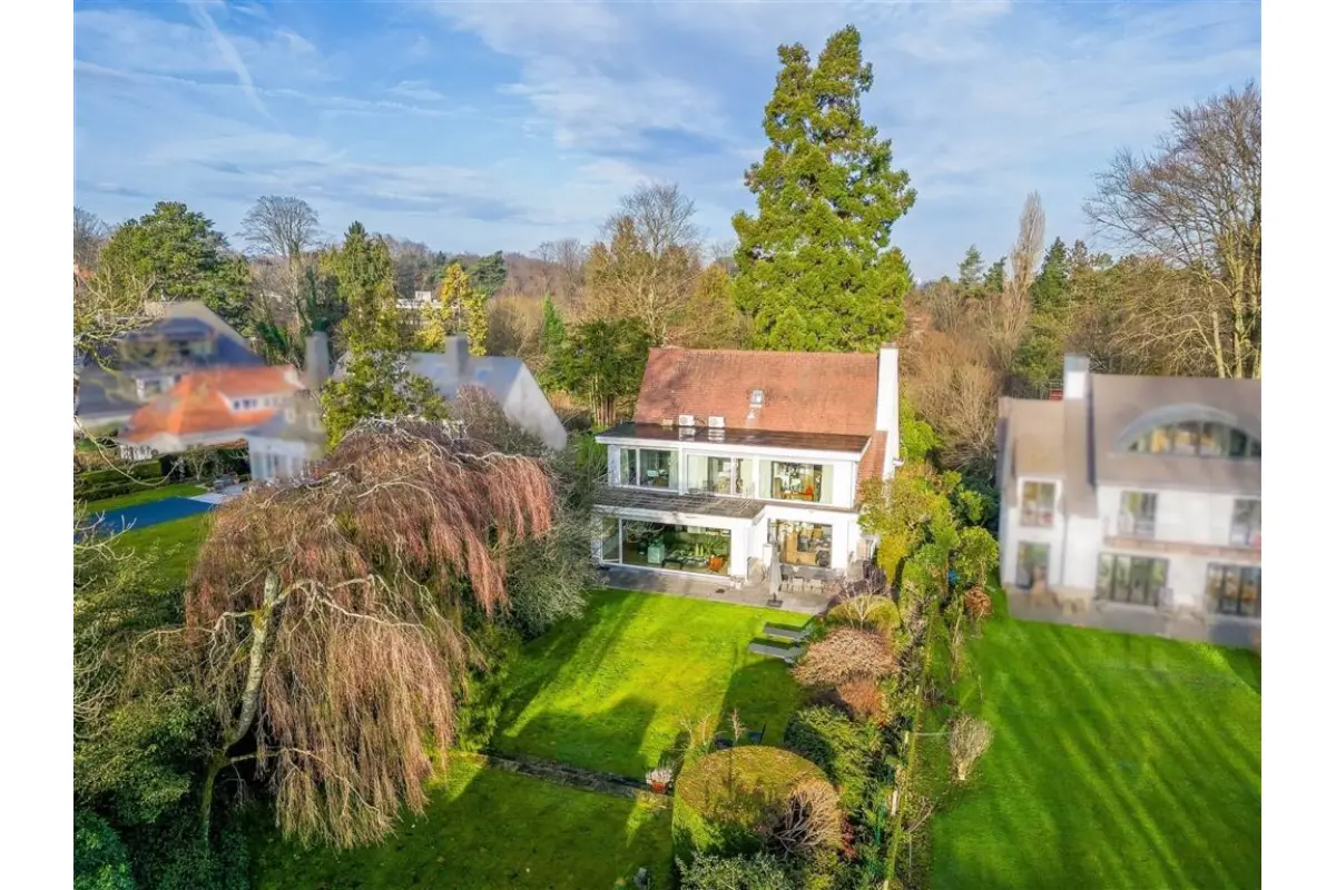 Villa te  koop in Ukkel 1180 1775000.00€ 5 slaapkamers 345.00m² - Zoekertje 753159