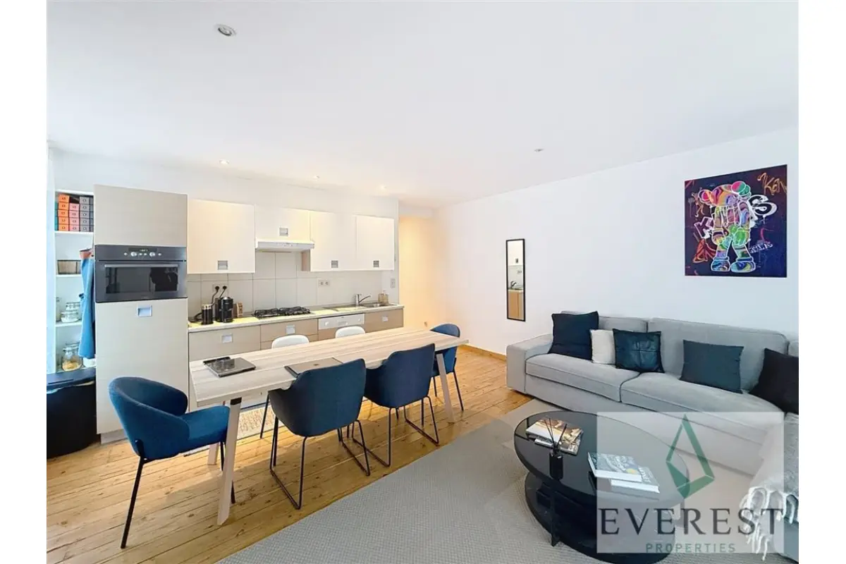 Appartement te  huur in Sint-Lambrechts-Woluwe 1200 1100.00€ 1 slaapkamers 75.00m² - Zoekertje 753174