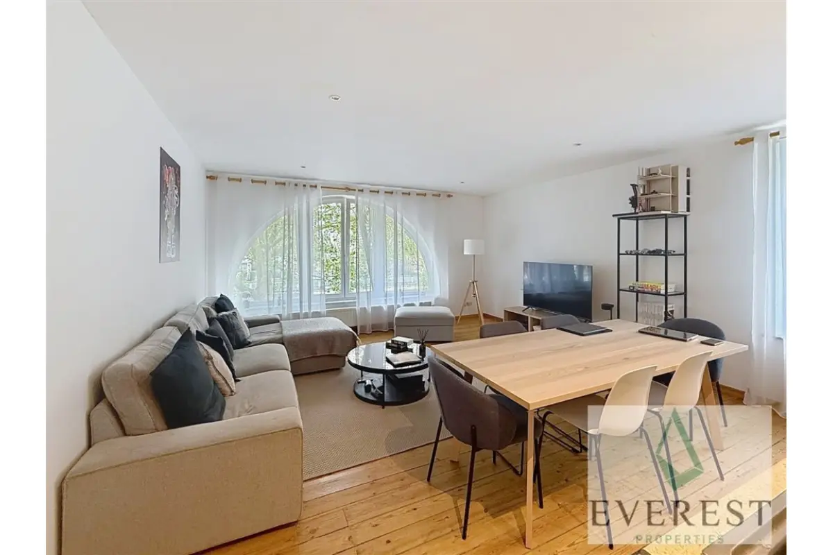 Appartement te  huur in Sint-Lambrechts-Woluwe 1200 1200.00€ 1 slaapkamers 75.00m² - Zoekertje 753173