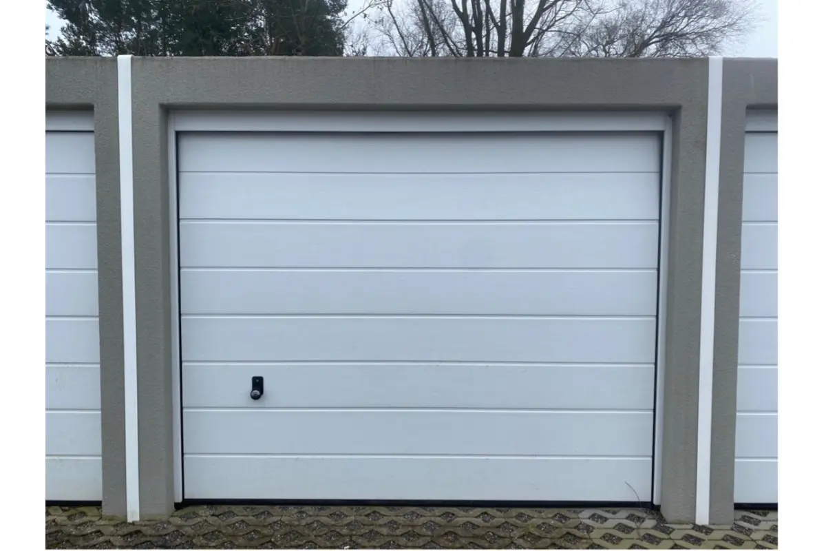 Parking & garage te  koop in Ruddervoorde 8020 30000.00€  slaapkamers m² - Zoekertje 753898