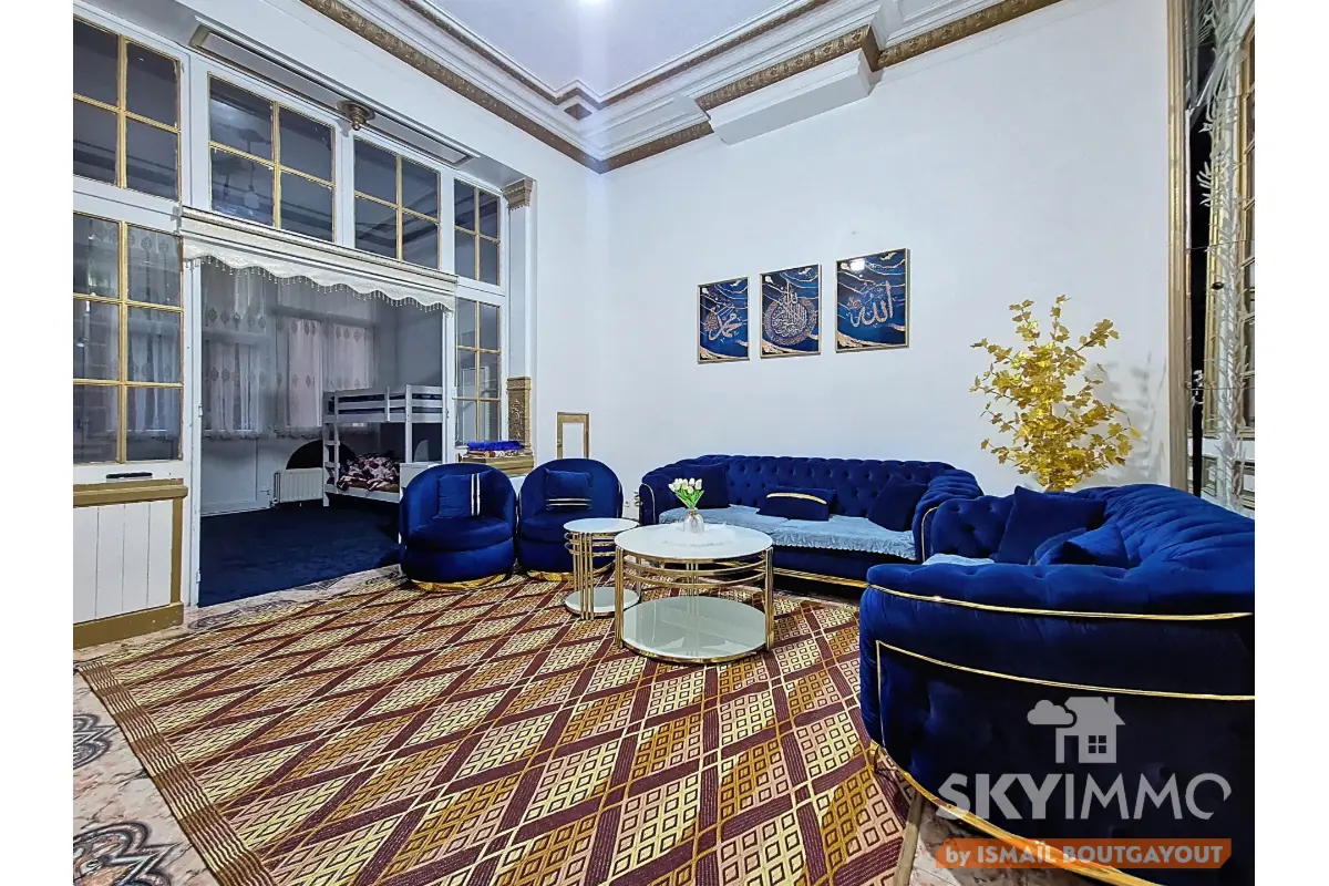 Appartementsgebouw te  koop in Schaarbeek 1030 699000.00€ 5 slaapkamers 300.00m² - Zoekertje 753748