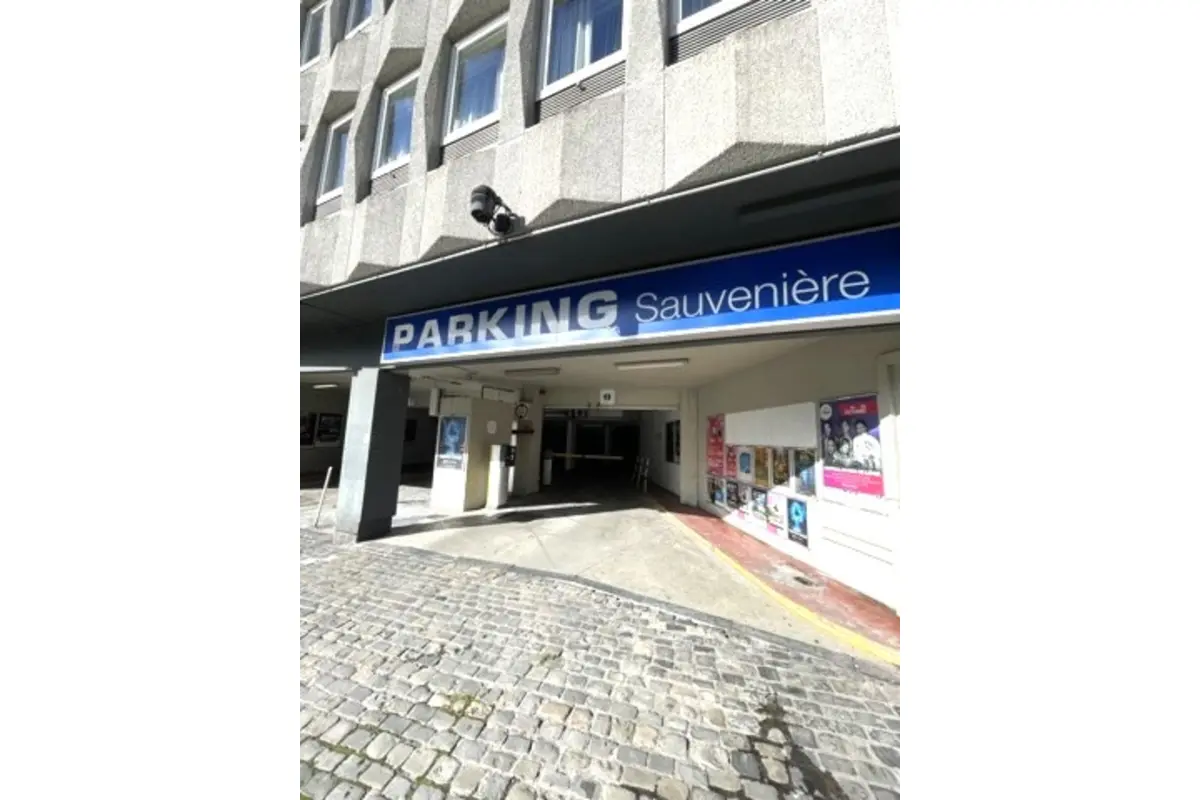 Parking & garage te  koop in Luik 4000 24500.00€  slaapkamers m² - Zoekertje 753712