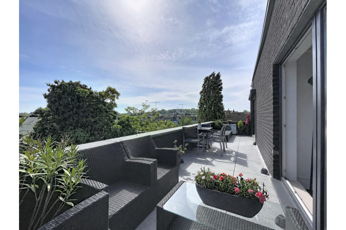 Penthouse à vendre à Uccle 1180 340000.00€ 1 chambres 85.00m² - annonce 753689