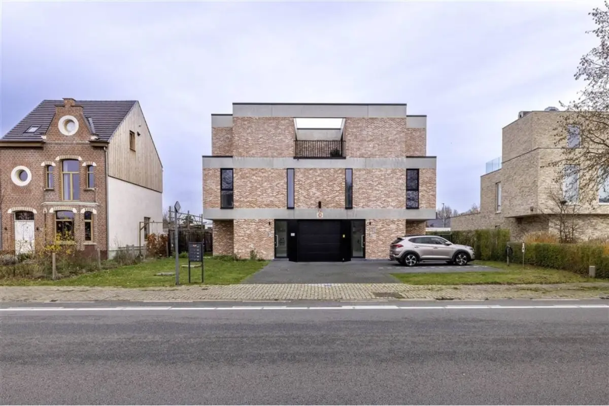 Parking & garage te  koop in Geel 2440 15000.00€  slaapkamers m² - Zoekertje 753447
