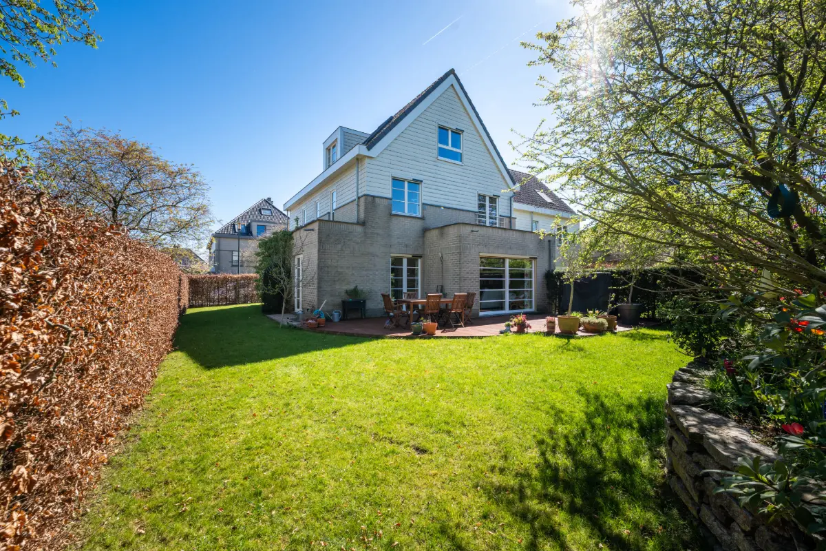 Maison à vendre à Woluwe-Saint-Pierre 1150 1175000.00€ 5 chambres 240.00m² - annonce 754350