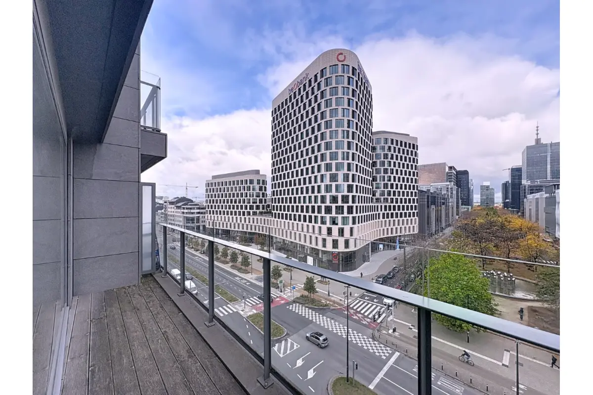 Appartement te  koop in Brussel 1000 380000.00€ 2 slaapkamers 93.00m² - Zoekertje 755112