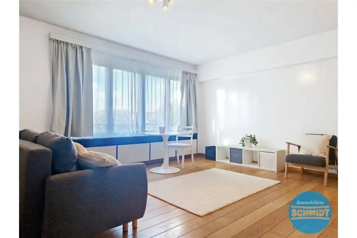 Studio te  huur in Etterbeek 1040 910.00€ 1 slaapkamers 48.00m² - Zoekertje 754713