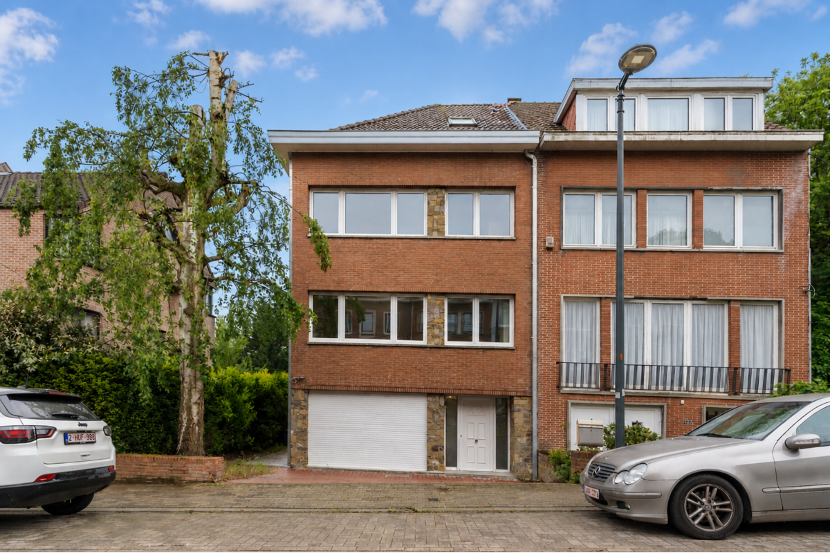 Huis te  in Sint-Lambrechts-Woluwe 1200 2800.00€ 4 slaapkamers 180.00m² - Zoekertje 754231