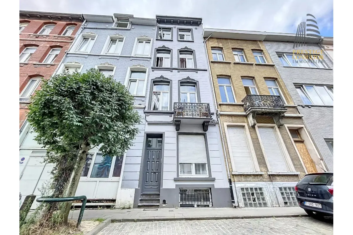 Appartementsgebouw te  koop in Laken 1020 490000.00€ 4 slaapkamers 190.00m² - Zoekertje 756302