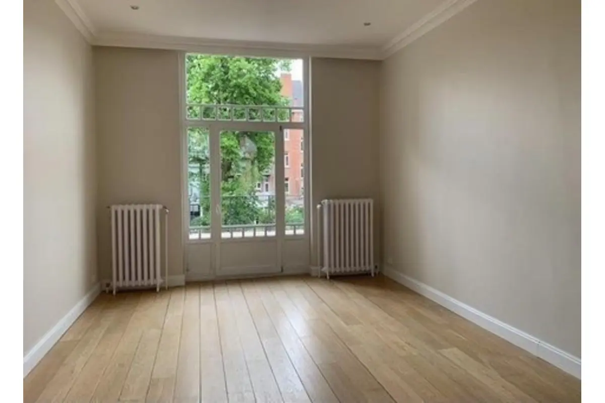 Triplex te  huur in Elsene 1050 2300.00€ 2 slaapkamers 128.00m² - Zoekertje 755387