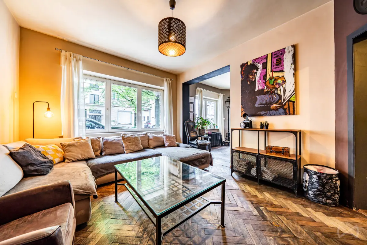 Appartement te  koop in Sint-Gillis 1060 345000.00€ 3 slaapkamers 111.00m² - Zoekertje 755425